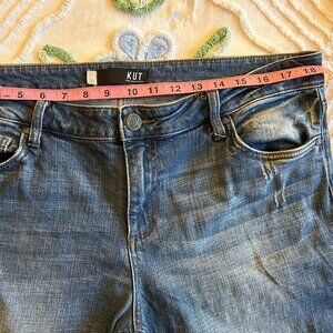 KUT Catherine Mid Rise Boyfriend, Size 14